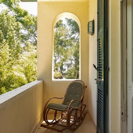 Monacelli Bed & Breakfast *