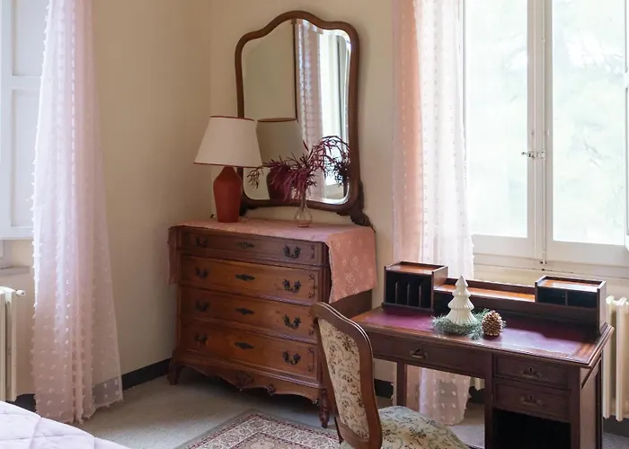 Monacelli לינה וארוחת בוקר *