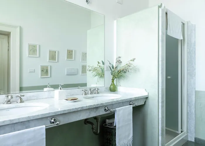 Monacelli לינה וארוחת בוקר פאנו