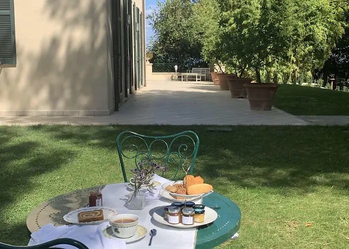 Monacelli לינה וארוחת בוקר פאנו