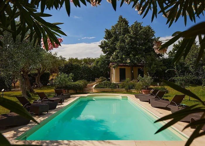 לינה וארוחת בוקר Monacelli *