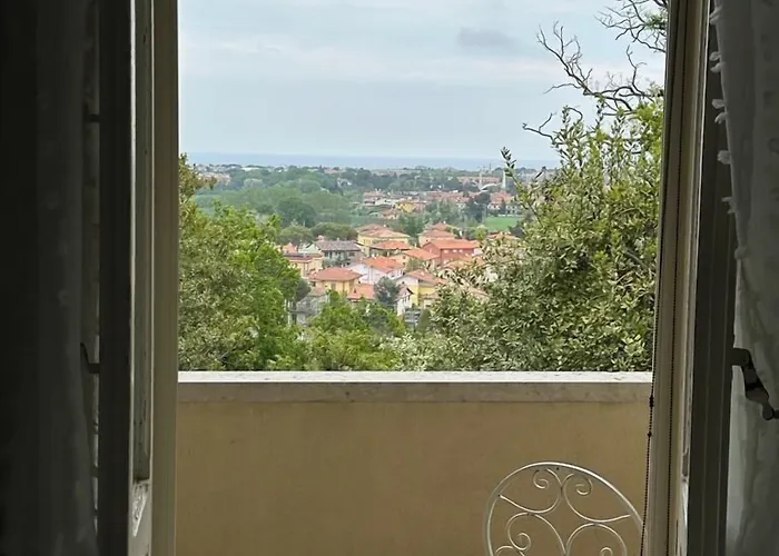 לינה וארוחת בוקר Monacelli