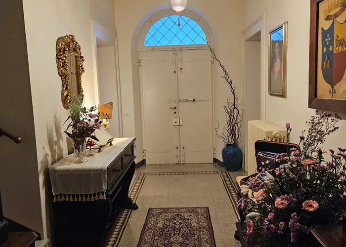 Monacelli לינה וארוחת בוקר *